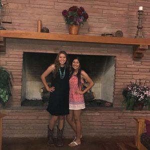 super cute black dress